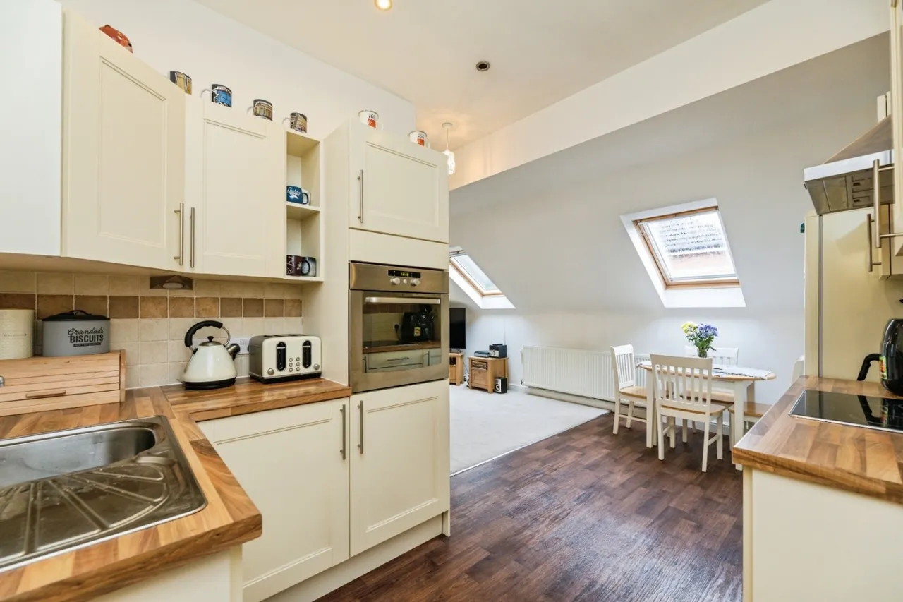 Mortomley Lane, High Green, S35, photo 2