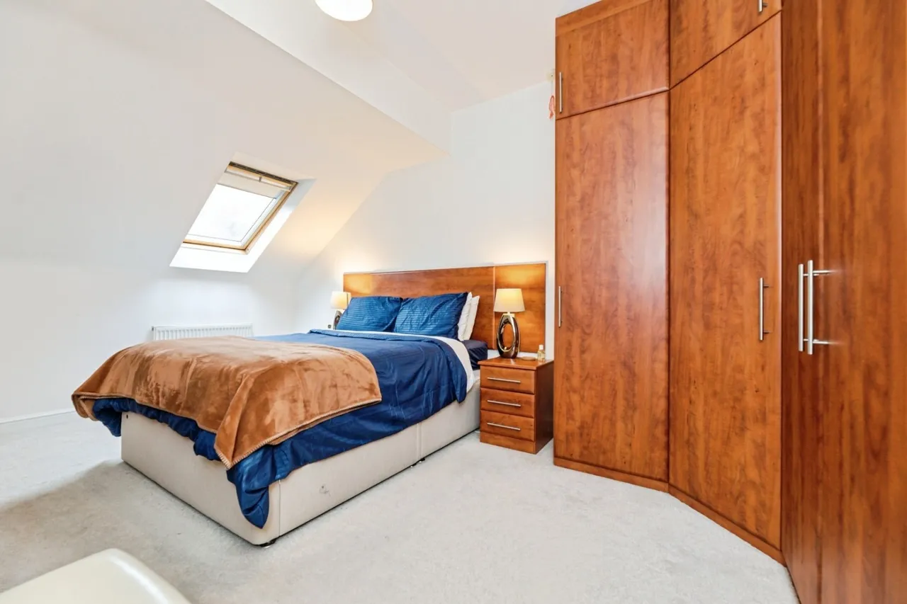 Mortomley Lane, High Green, S35, photo 12