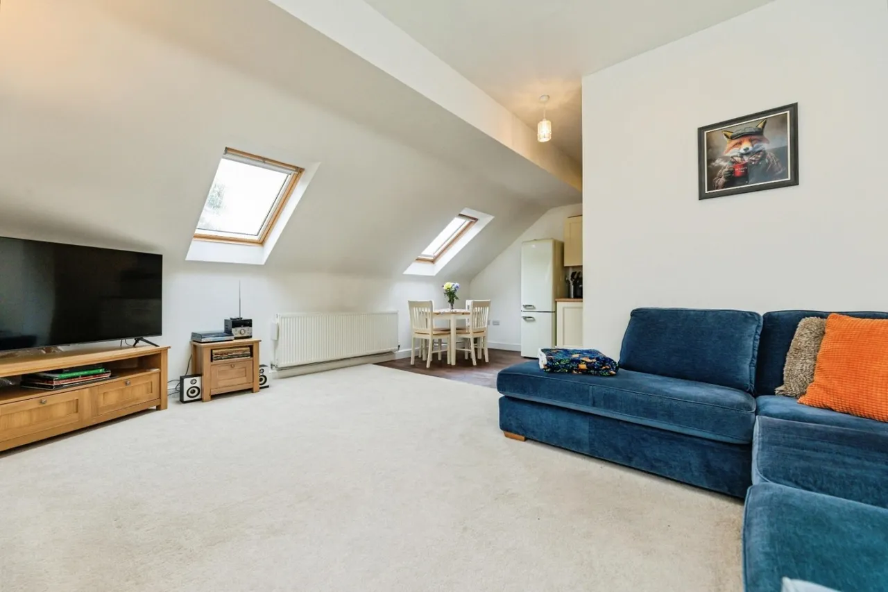 Mortomley Lane, High Green, S35, photo 7