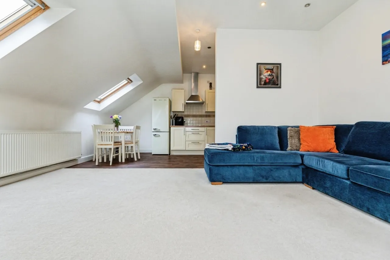 Mortomley Lane, High Green, S35, photo 6