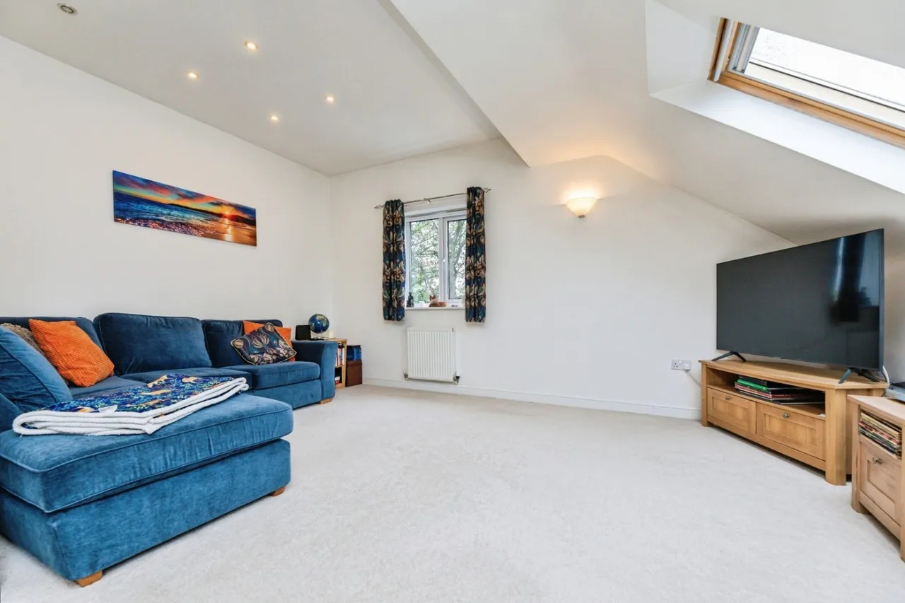Mortomley Lane, High Green, S35, photo 5