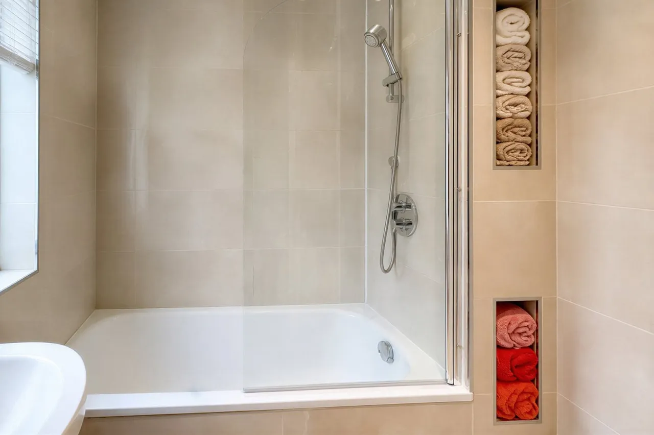 East Preston, BN16, photo 18