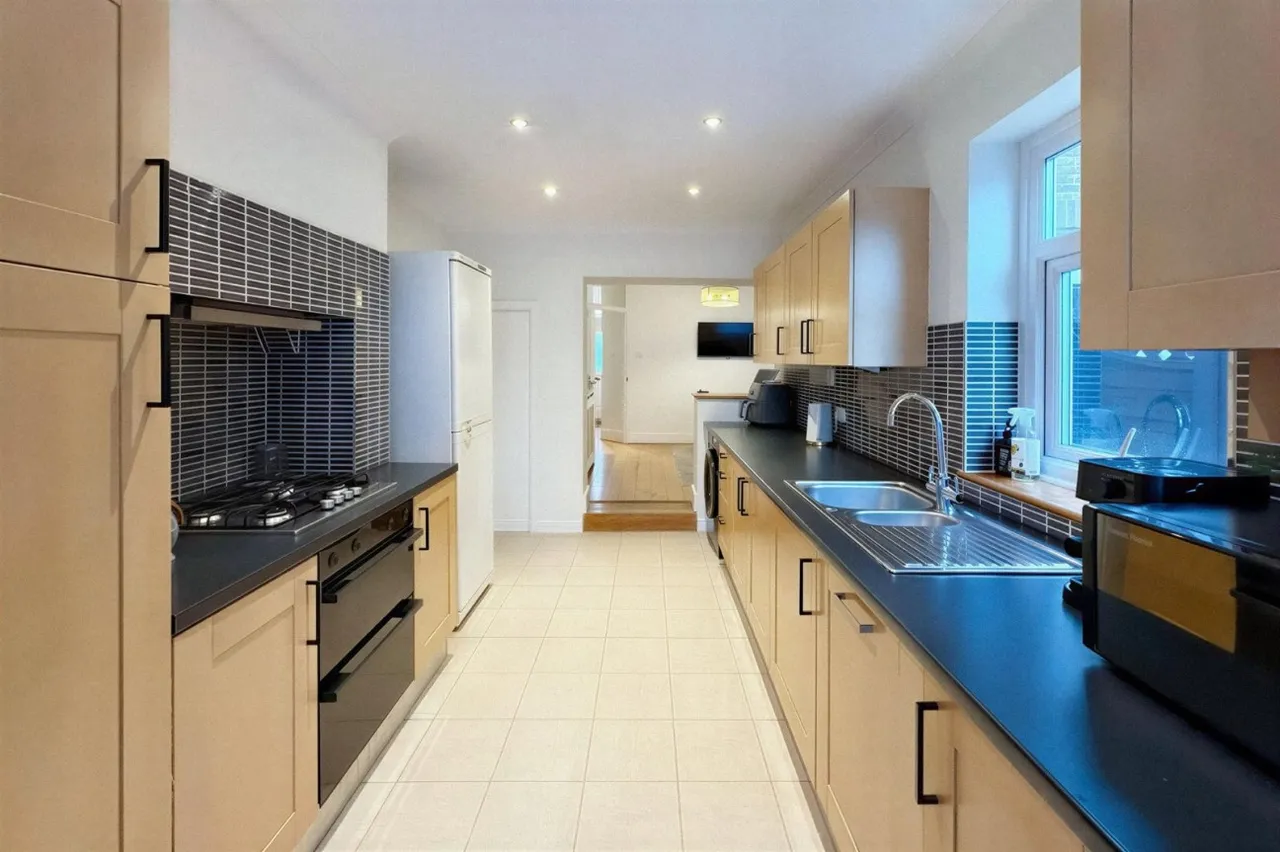 East Preston, BN16, photo 8
