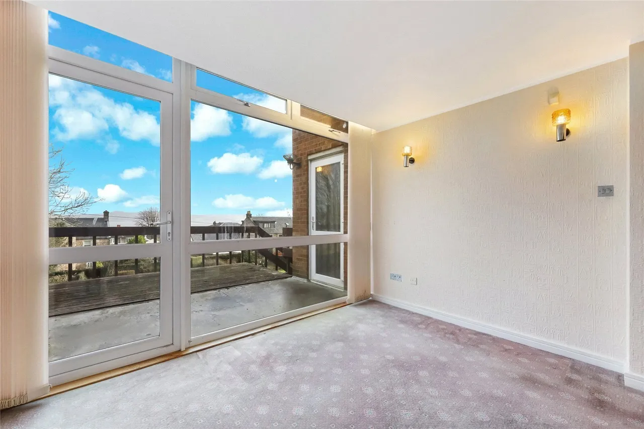 Newton Street, Greenock, Inverclyde, PA16, photo 8