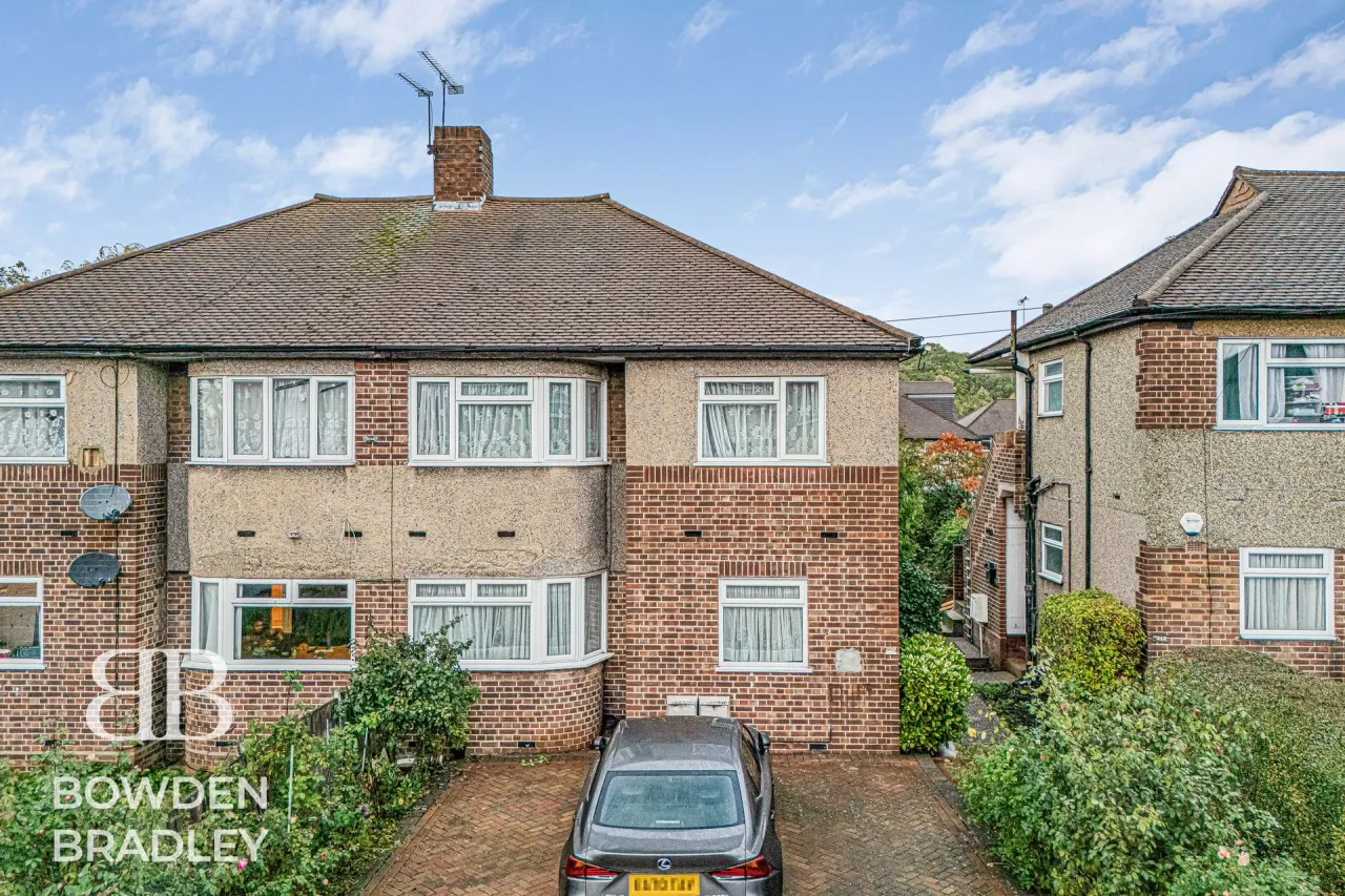 Fullwell Avenue, Clayhall, IG5, photo 23