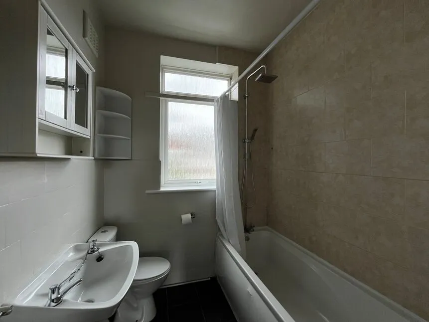 Laburnum Grove, Portsmouth, PO2, photo 16