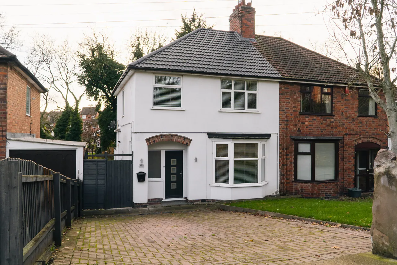 3 bed house for sale — Groby Road, Leicester, LE3 9QB
