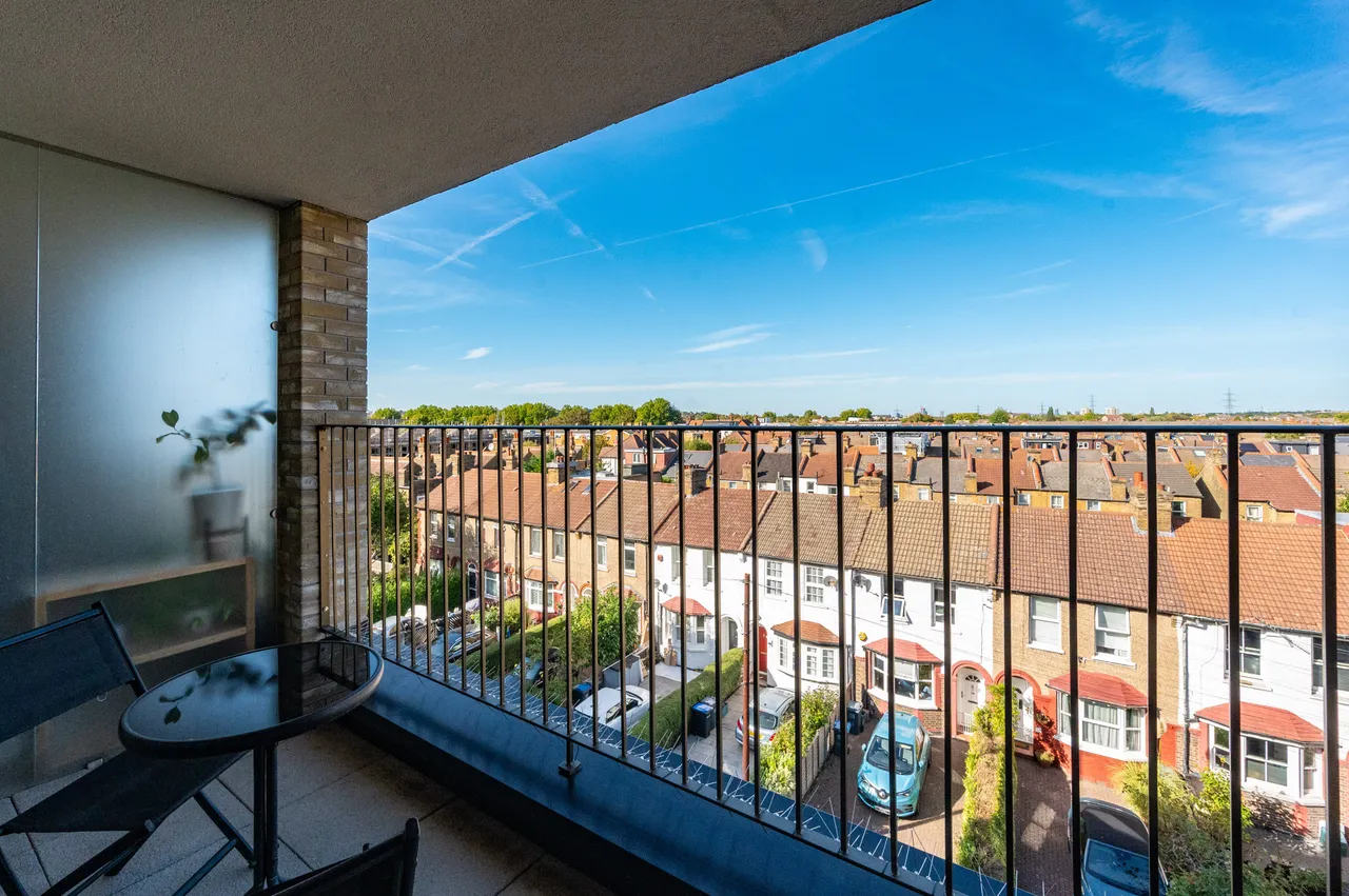 Colliers Wood, SW19, photo 8