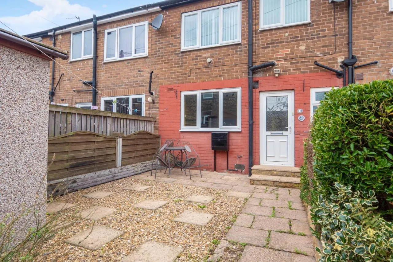 Warrels Street, Bramley, LS13, photo 19