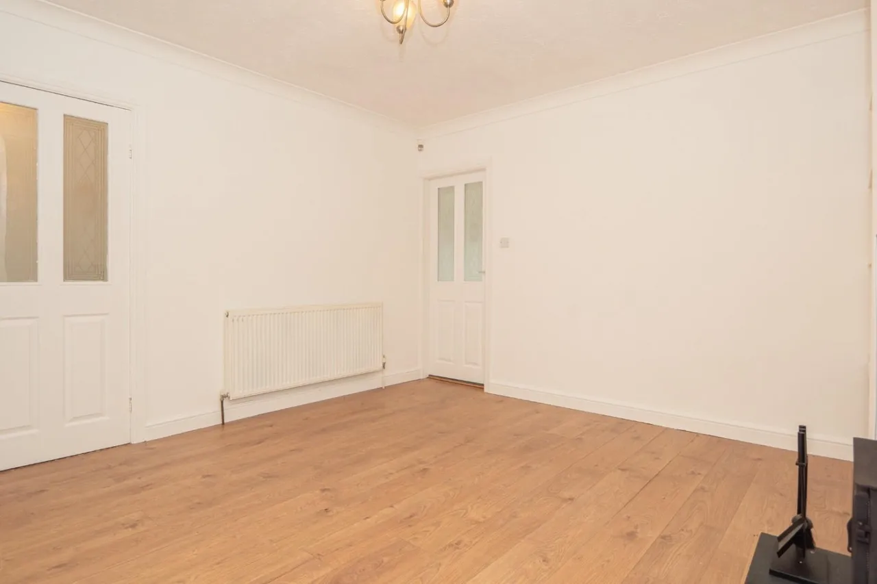 Warrels Street, Bramley, LS13, photo 7