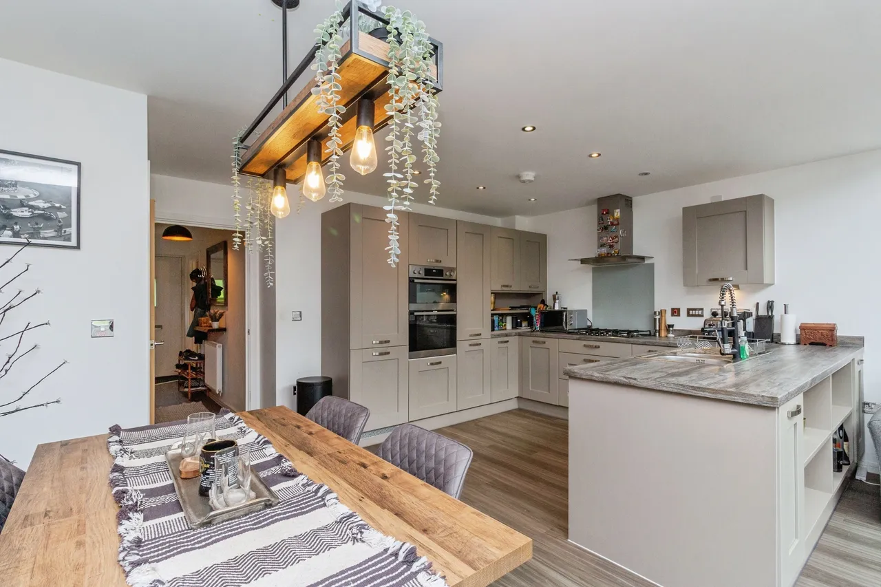 Hinkshay Road, Telford, TF4, photo 3