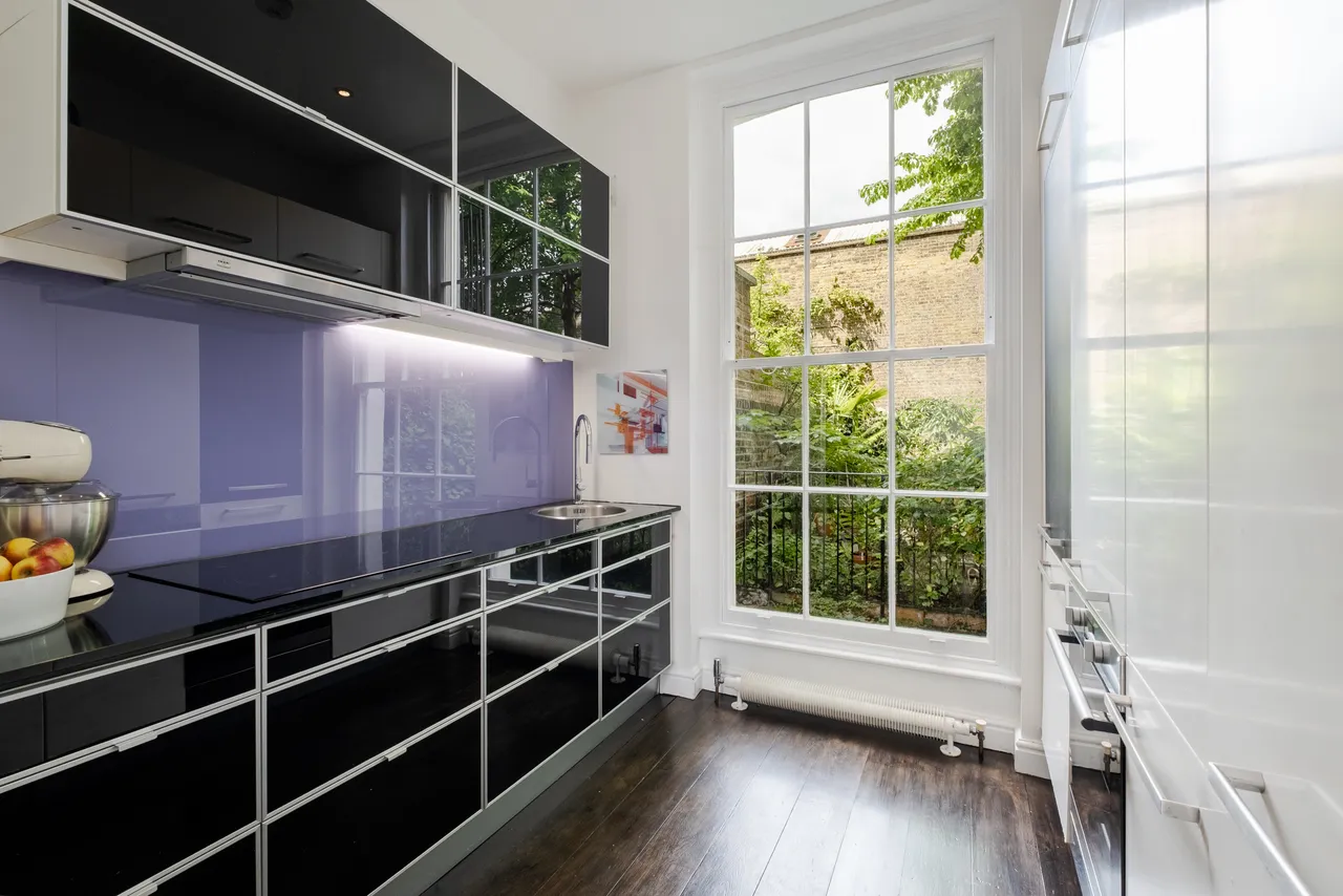 Cruikshank Street, London, WC1X, photo 7