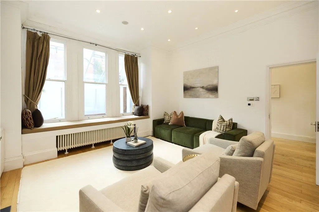 Rudall Crescent, London, NW3, photo 5