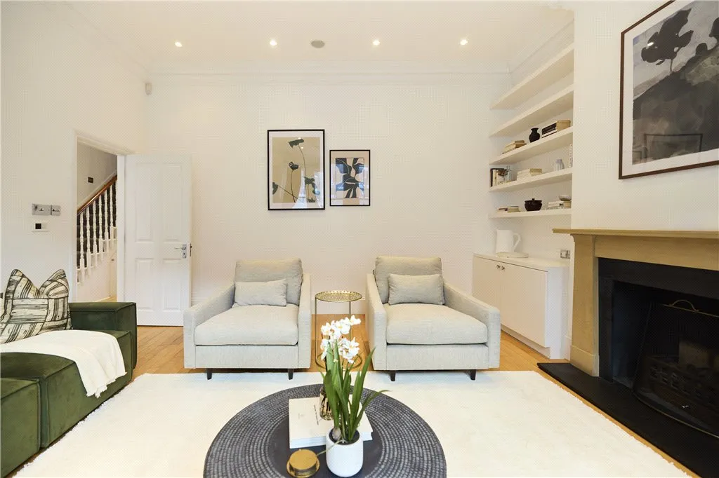 Rudall Crescent, London, NW3, photo 2