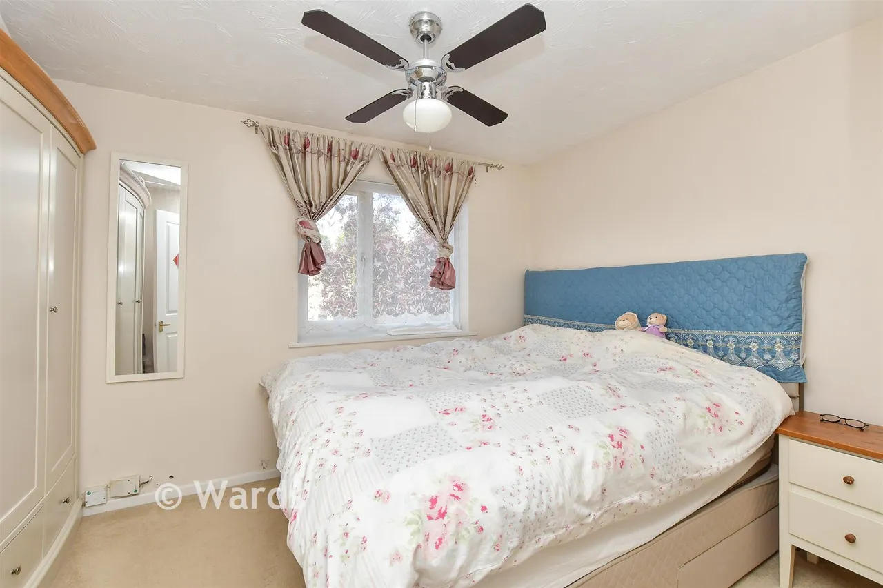 The Willows, Kemsley, ME10, photo 9