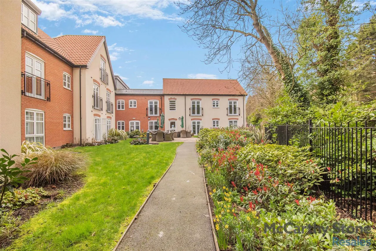 Old Main Road, Bulcote, NG14, photo 26