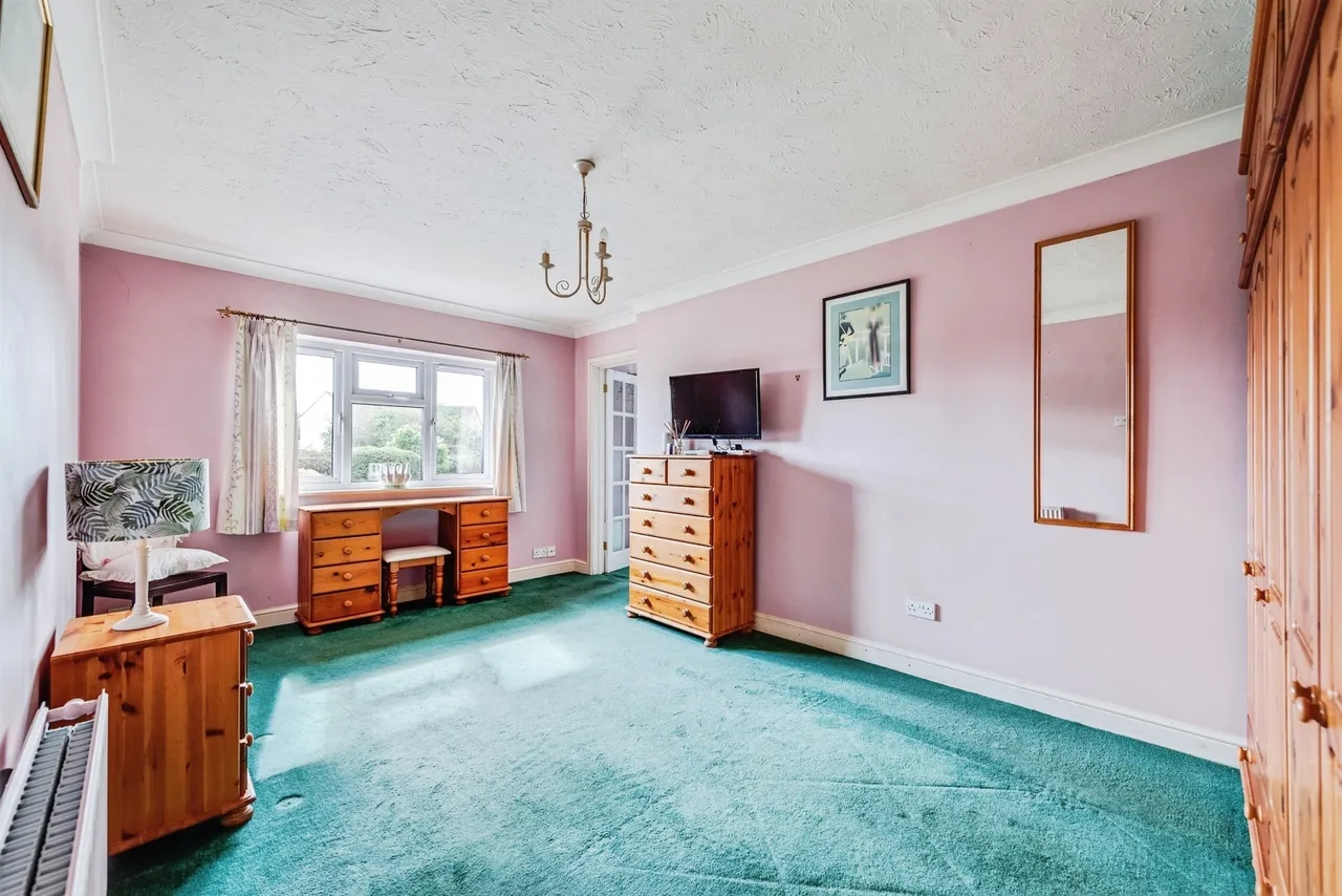 Paddock Close, Benson, OX10, photo 12