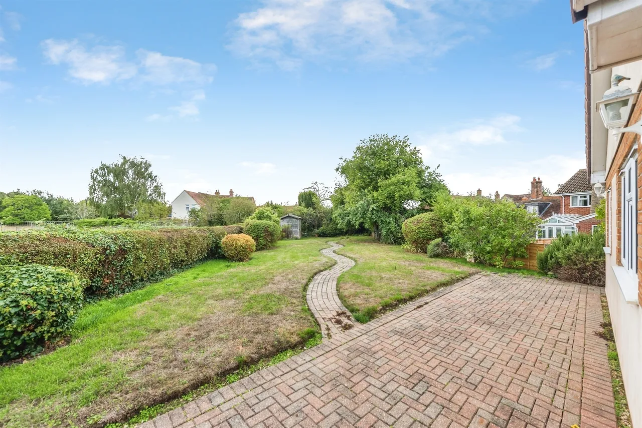Paddock Close, Benson, OX10, photo 17