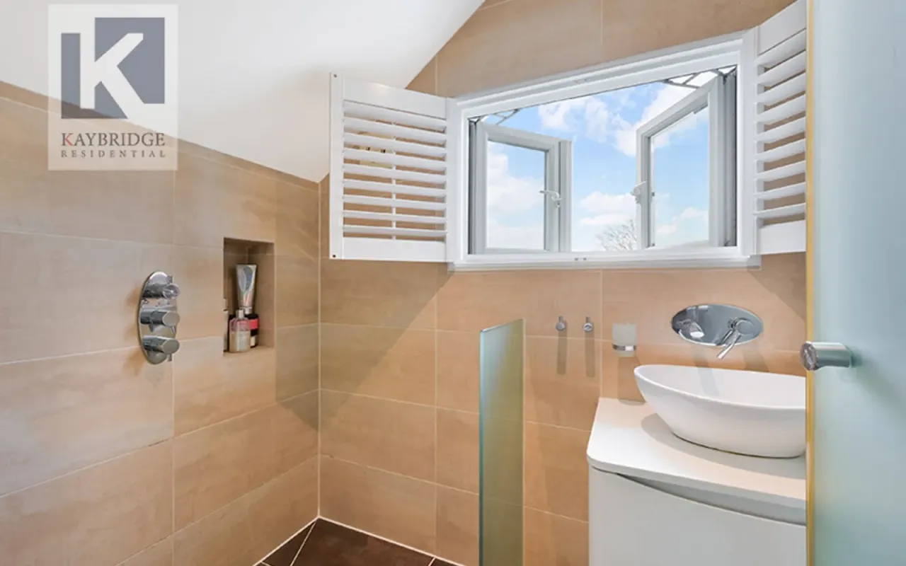 St. Clair Drive, Worcester Park, KT4, photo 19