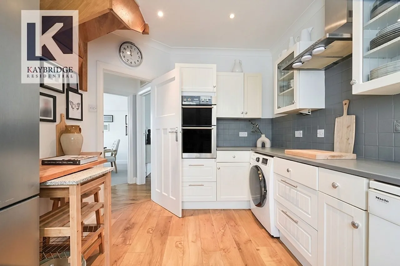 St. Clair Drive, Worcester Park, KT4, photo 9