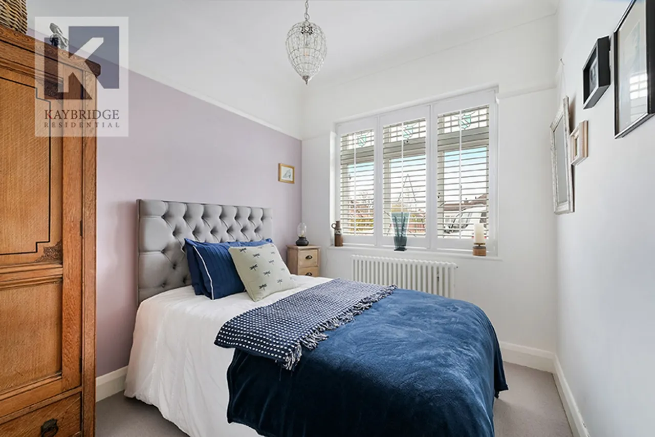 St. Clair Drive, Worcester Park, KT4, photo 13