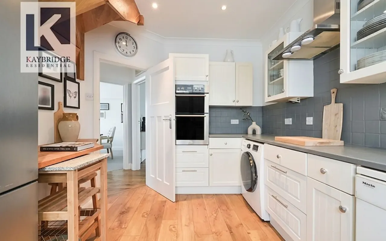 St. Clair Drive, Worcester Park, KT4, photo 9