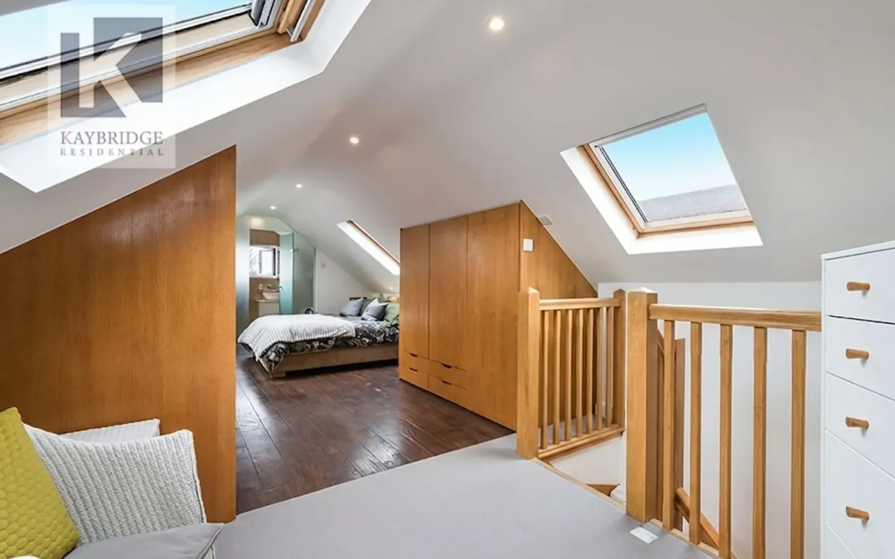 St. Clair Drive, Worcester Park, KT4, photo 15