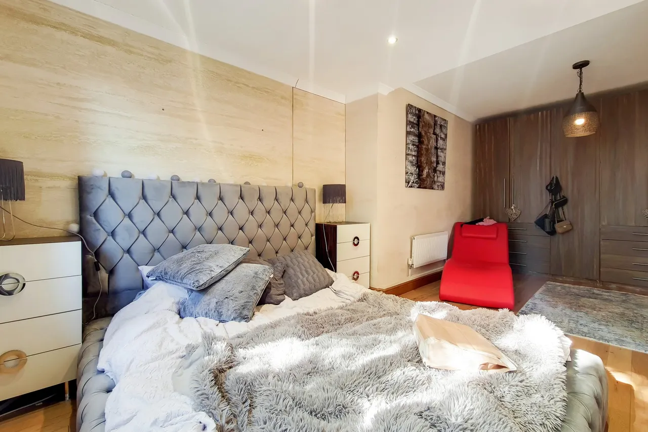 Allingham Close, London, W7, photo 8