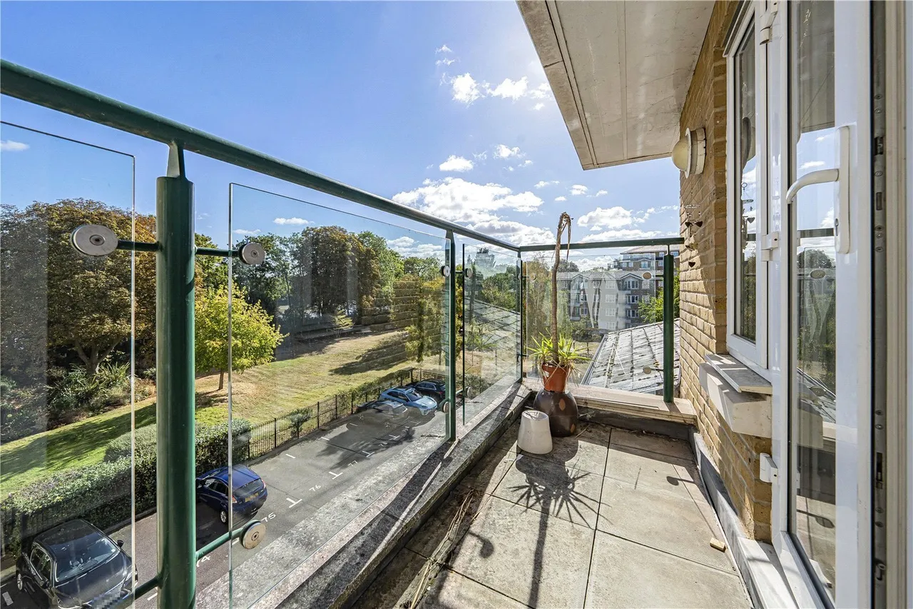 Strand Drive, Richmond, TW9, photo 13