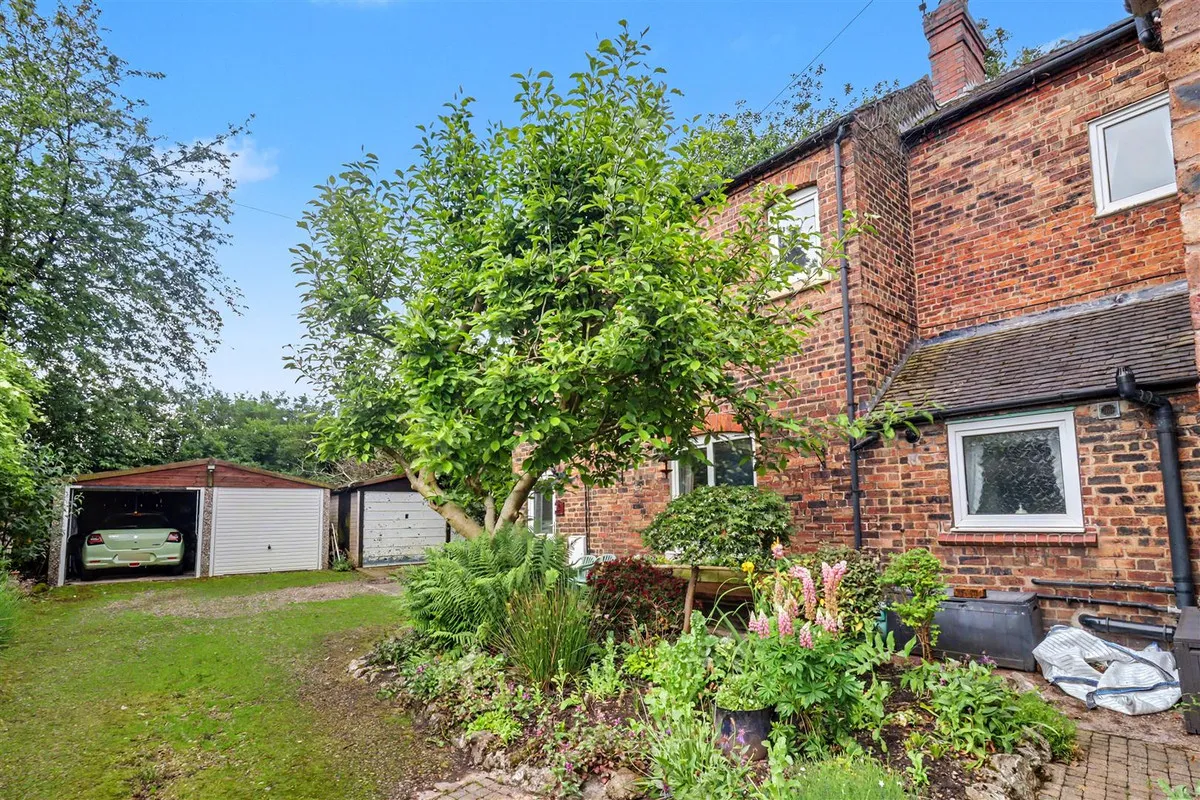 Bagnall Road, Stoke-on-Trent, ST2, photo 11