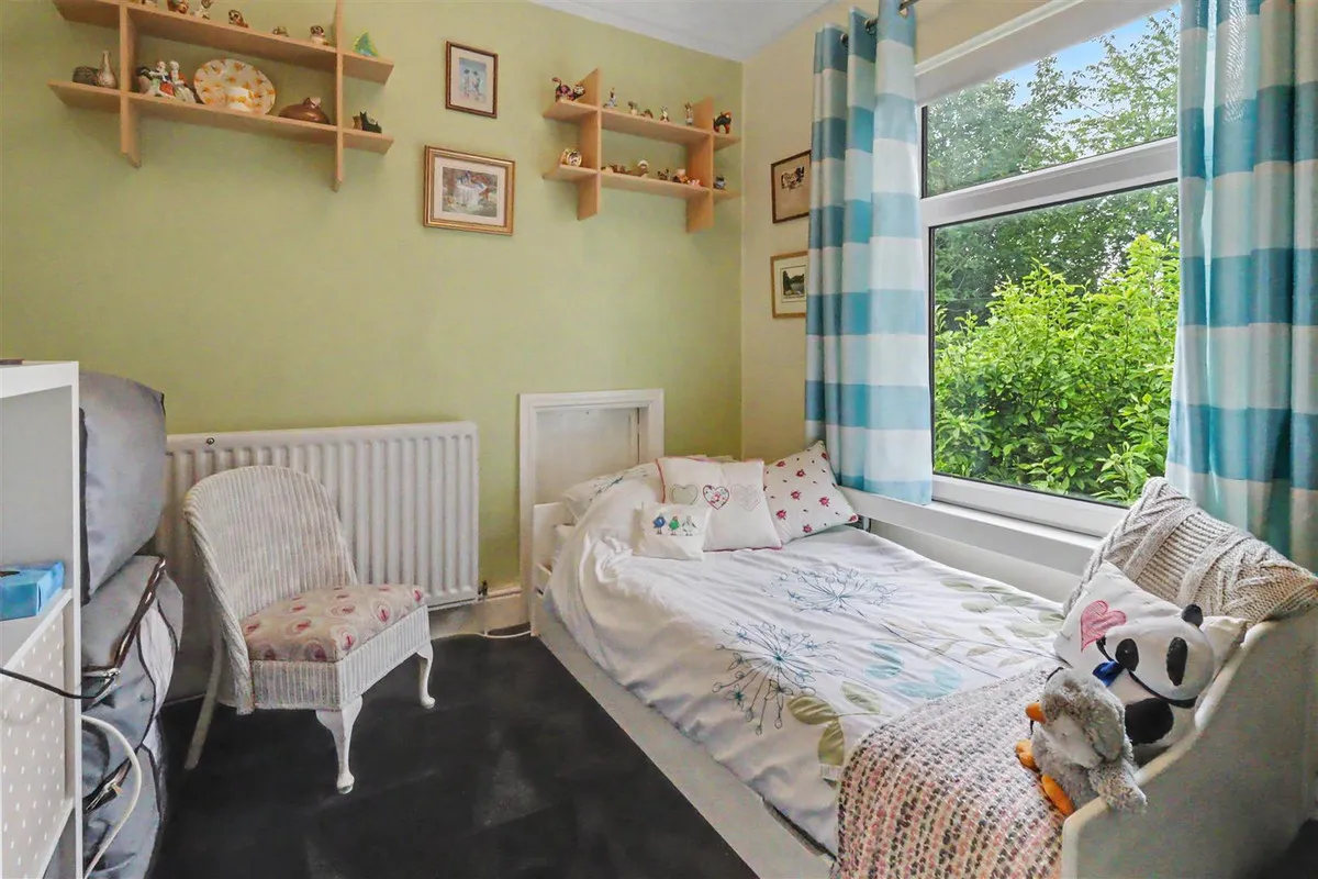 Bagnall Road, Stoke-on-Trent, ST2, photo 9