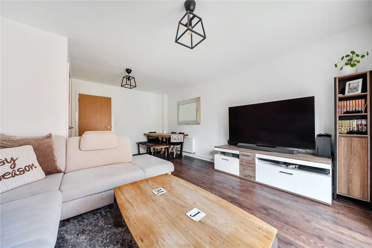 Campion Square, Dunton Green, Sevenoaks, Kent, TN14 5FH, photo 6