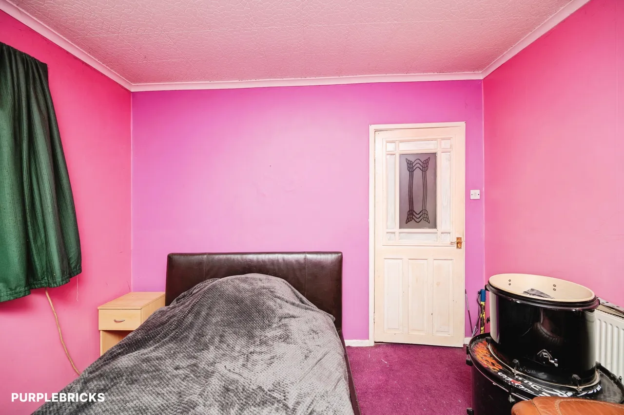 Hampshire Road, West Bromwich, B71, photo 11