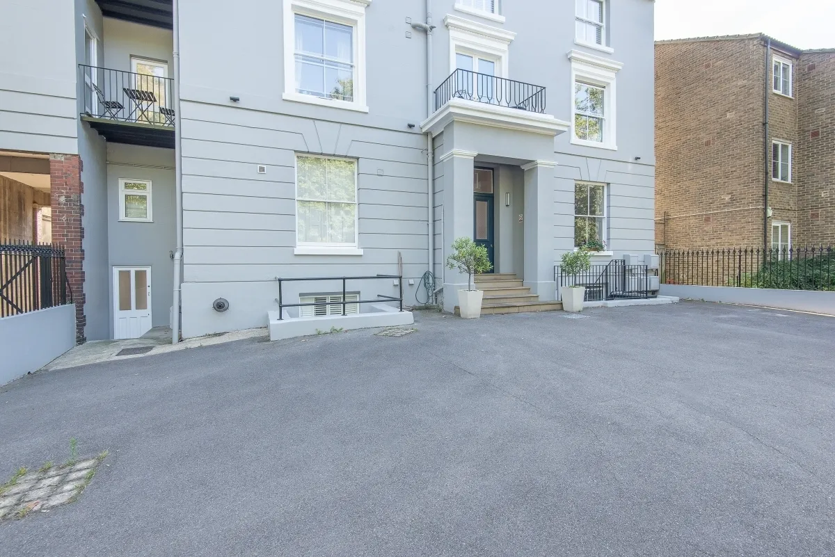 Clapham Common South Side London SW4, photo 12