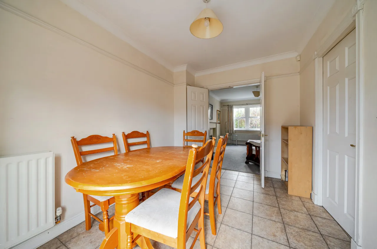 Mansion Gate, Chapel Allerton, LS7, photo 8