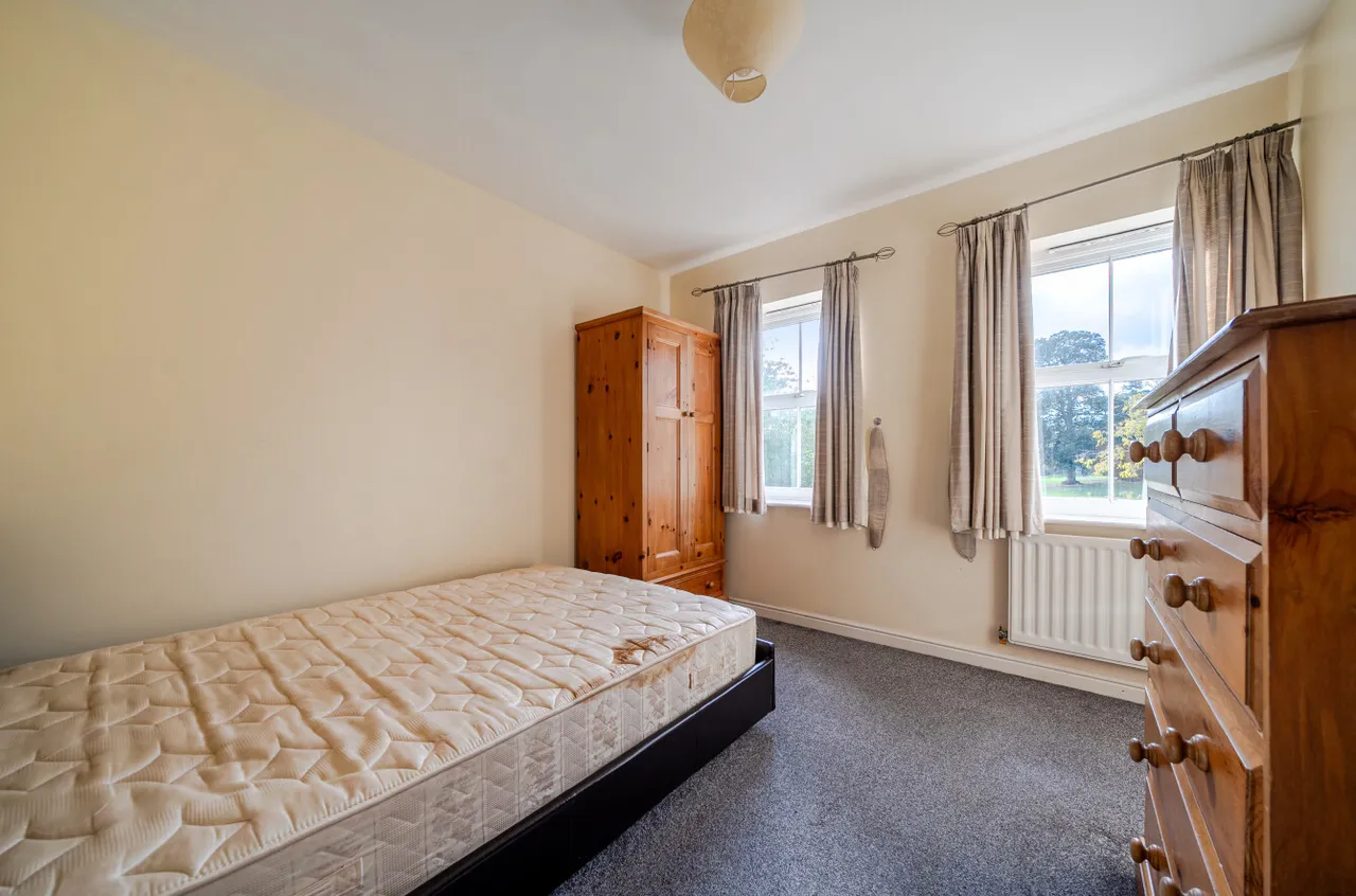 Mansion Gate, Chapel Allerton, LS7, photo 13