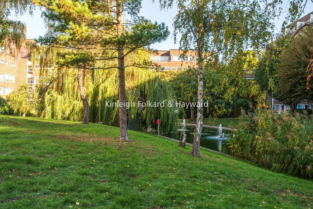 Fair Acres, Bromley, BR2, photo 11