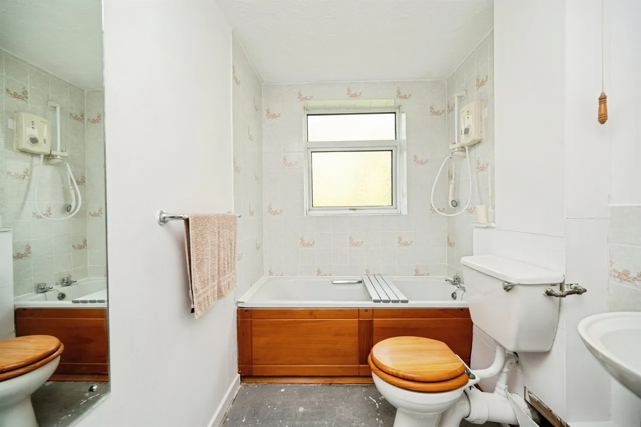 Woburn Crescent, Birmingham, photo 6