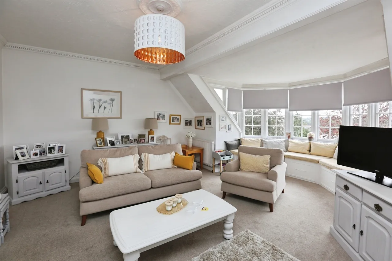 2 bed flat for sale — Catisfield Lane, Fareham