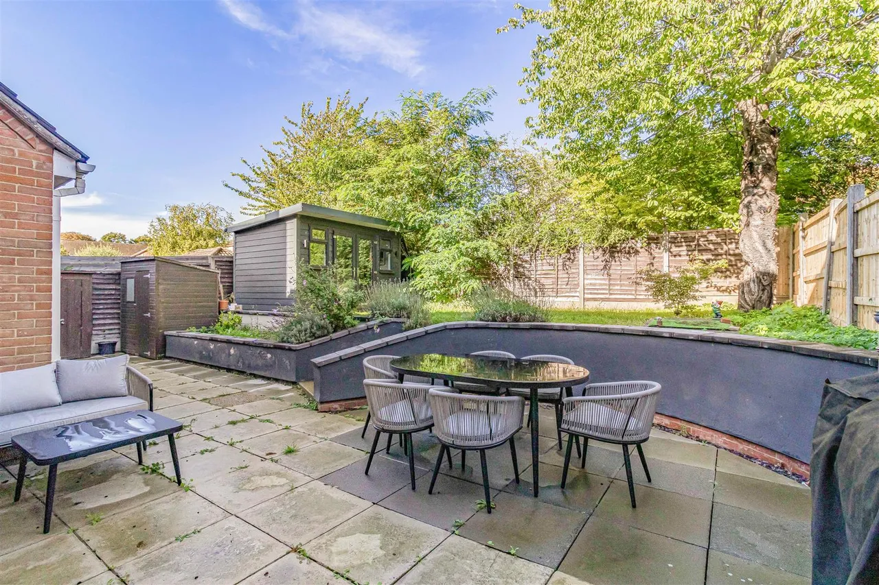 Hallwyck Gardens, Newmarket, CB8, photo 4