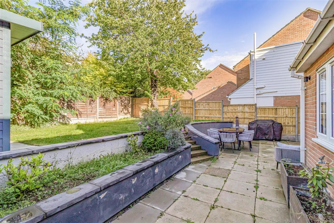 Hallwyck Gardens, Newmarket, CB8, photo 14