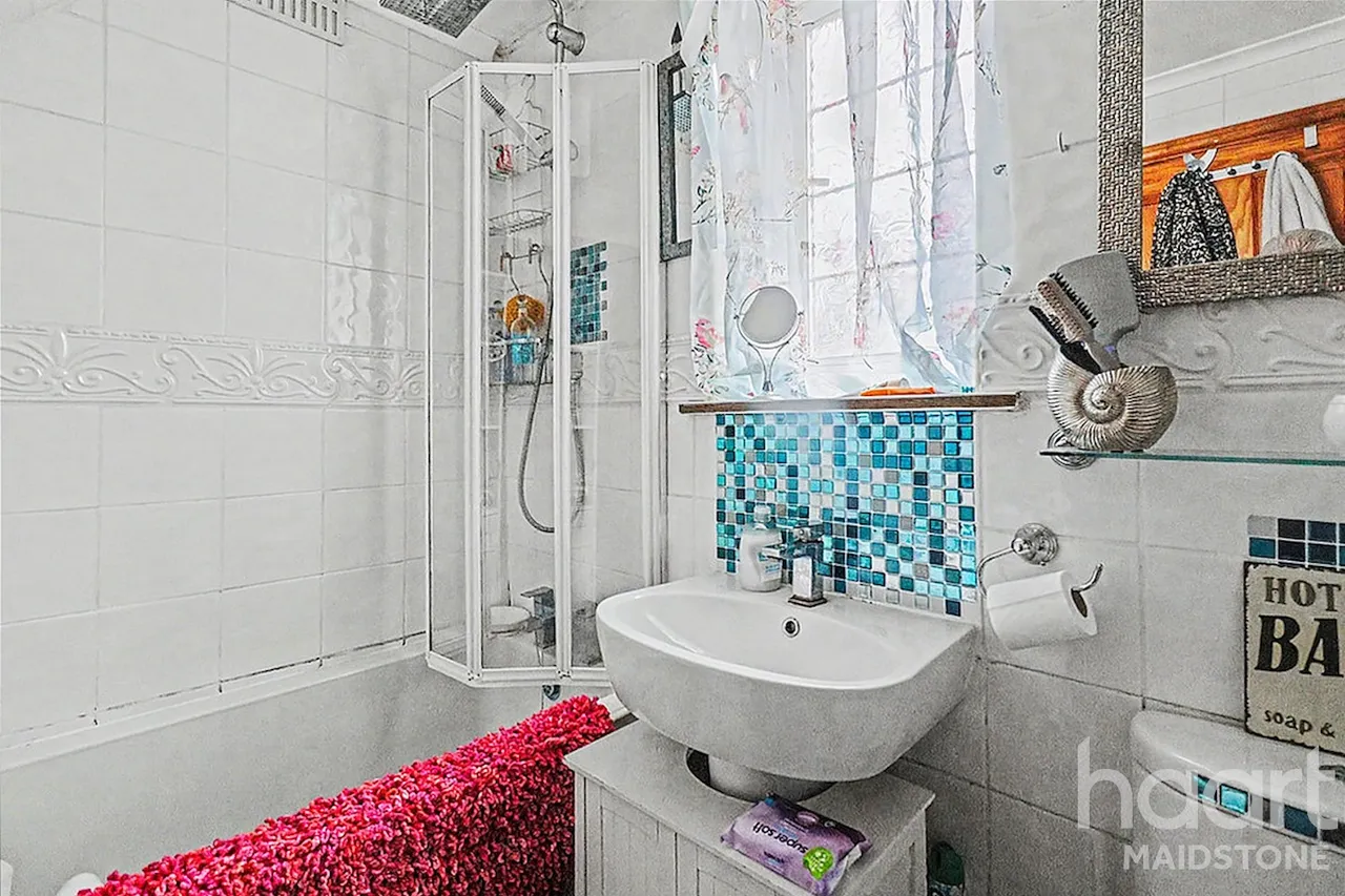 Hubbards Lane, Maidstone, ME17, photo 5