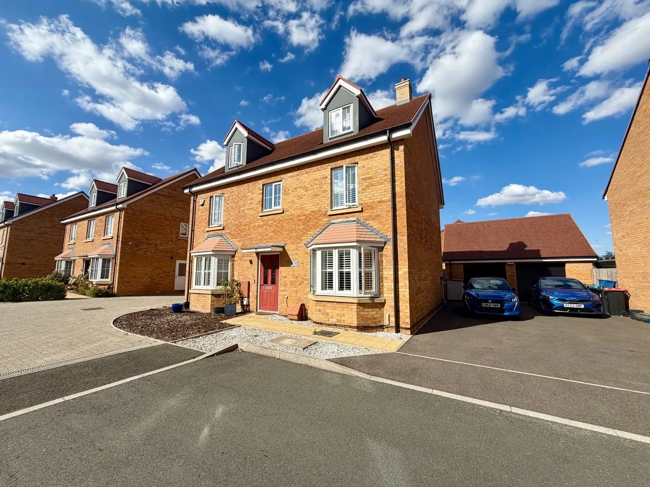 5 bed house for sale — Whitecastle Way, Kingsmead, Milton Keynes, Milton Keynes, MK4 4LU