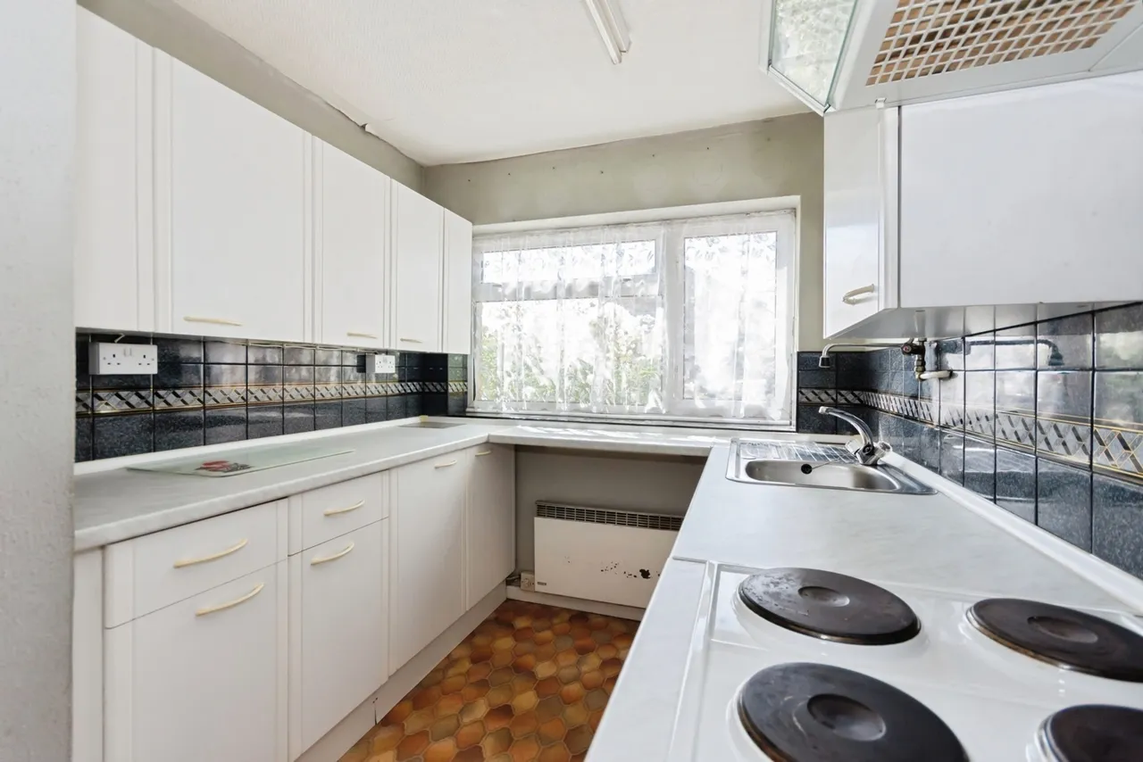 Green Acres, Birmingham, West Midlands, B27, photo 2
