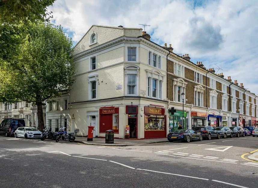 1 bed flat to rent, Marloes Road, Kensington, W8