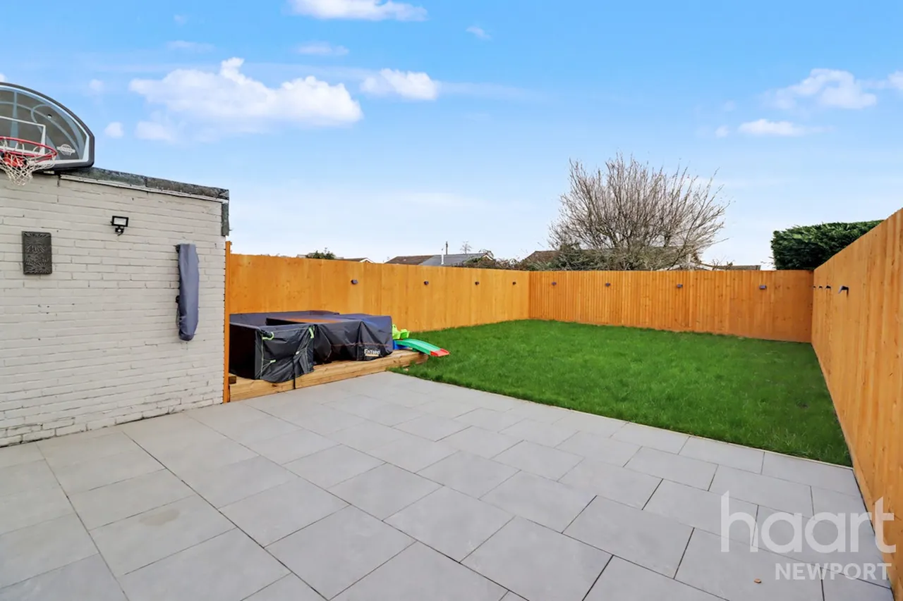 Greenmeadow Road, Newport, NP19, photo 9