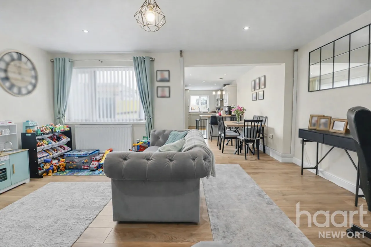 Greenmeadow Road, Newport, NP19, photo 5