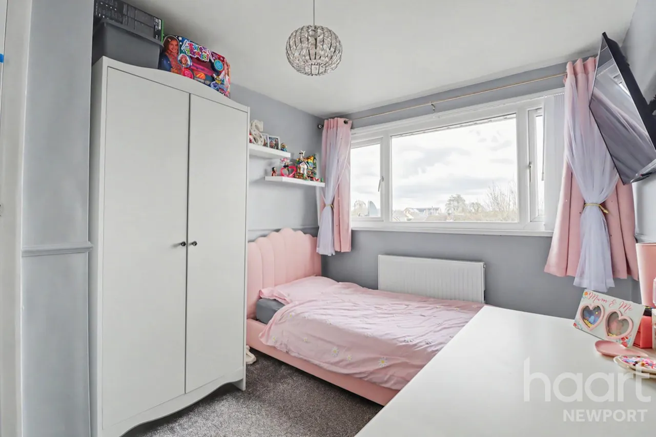Greenmeadow Road, Newport, NP19, photo 18