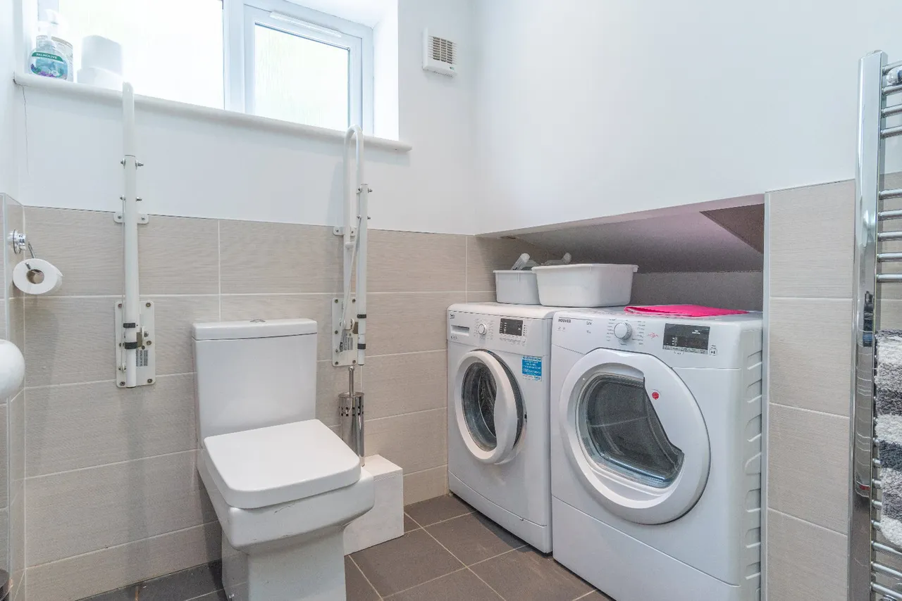 St. James' Drive, Bangor, LL57, photo 14