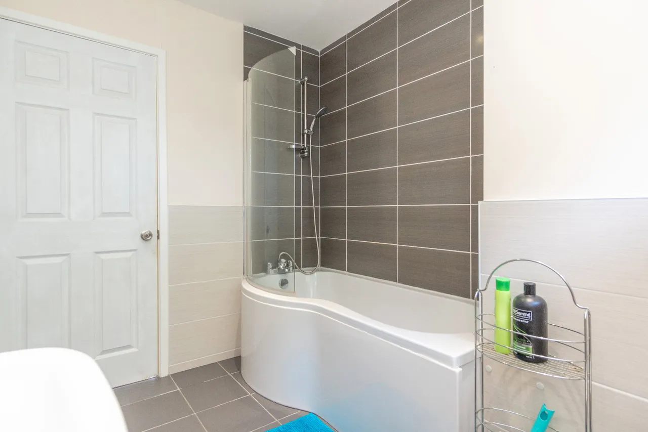 St. James' Drive, Bangor, LL57, photo 26
